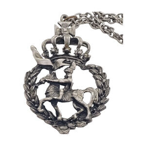 Vtg Knight Horse Crown Laurel Wreath Pendant Necklace Medieval Crest Infantry